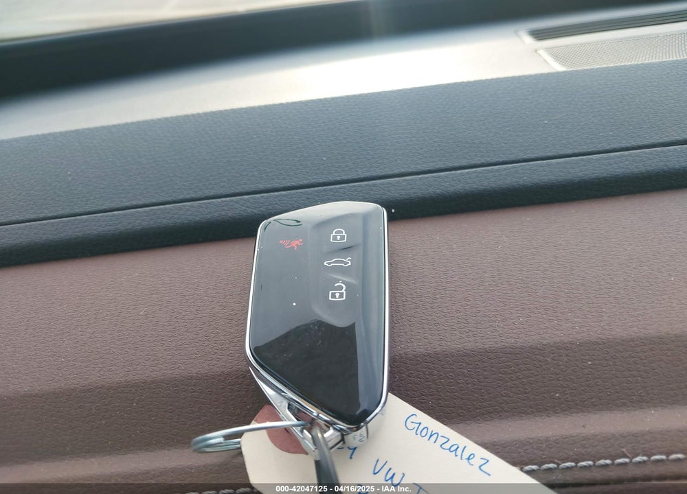 2024 VOLKSWAGEN ID.4 VIN: 1V2CRPE85RC000662
