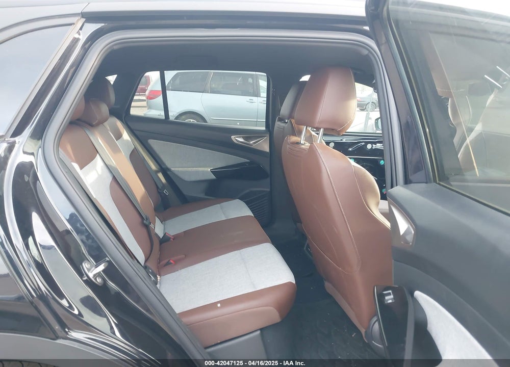 2024 VOLKSWAGEN ID.4 VIN: 1V2CRPE85RC000662