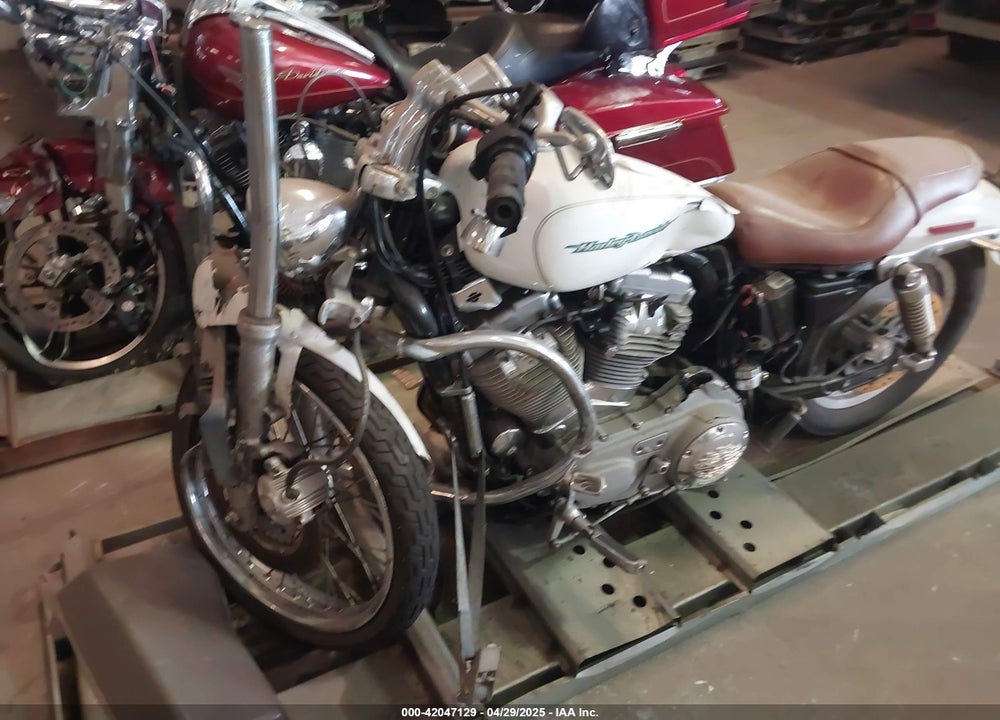 2006 HARLEY-DAVIDSON XL883 C VIN: 1HD4CJM136K406934