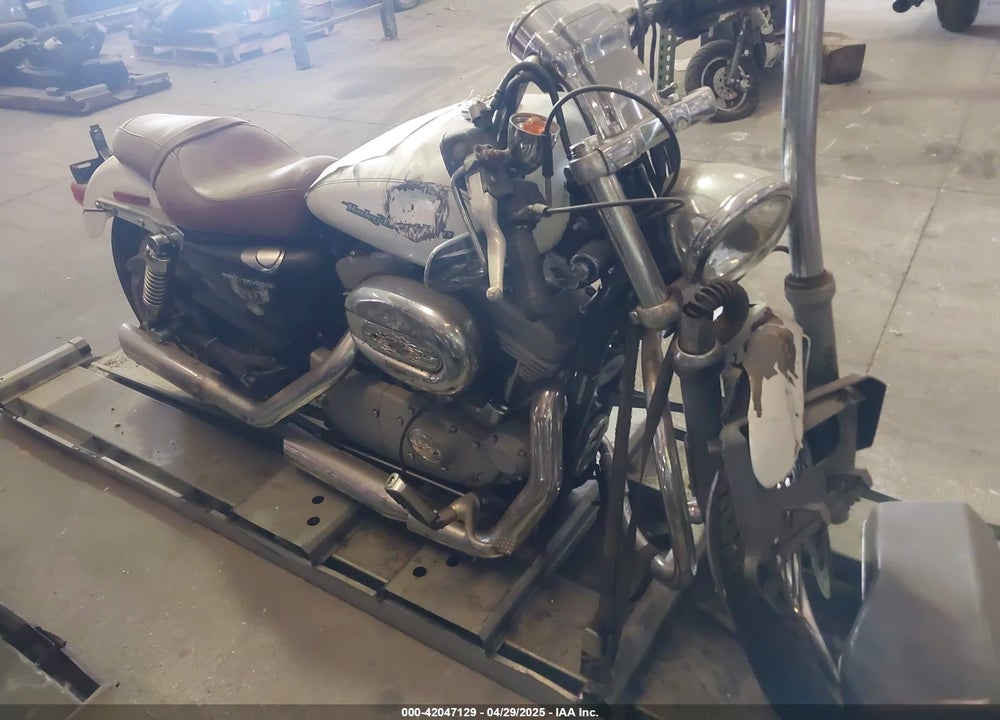 2006 HARLEY-DAVIDSON XL883 C VIN: 1HD4CJM136K406934