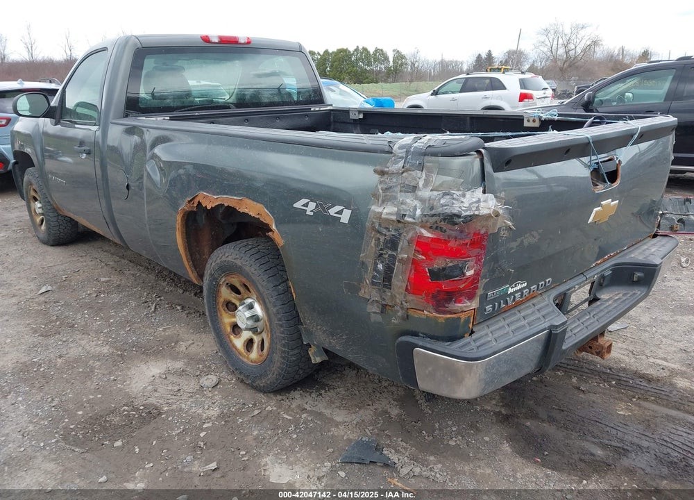 2011 CHEVROLET SILVERADO 1500 WORK TRUCK VIN: 1GCNKPEA3BZ180258