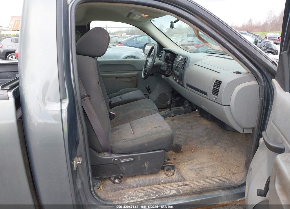 2011 CHEVROLET SILVERADO 1500 WORK TRUCK VIN: 1GCNKPEA3BZ180258