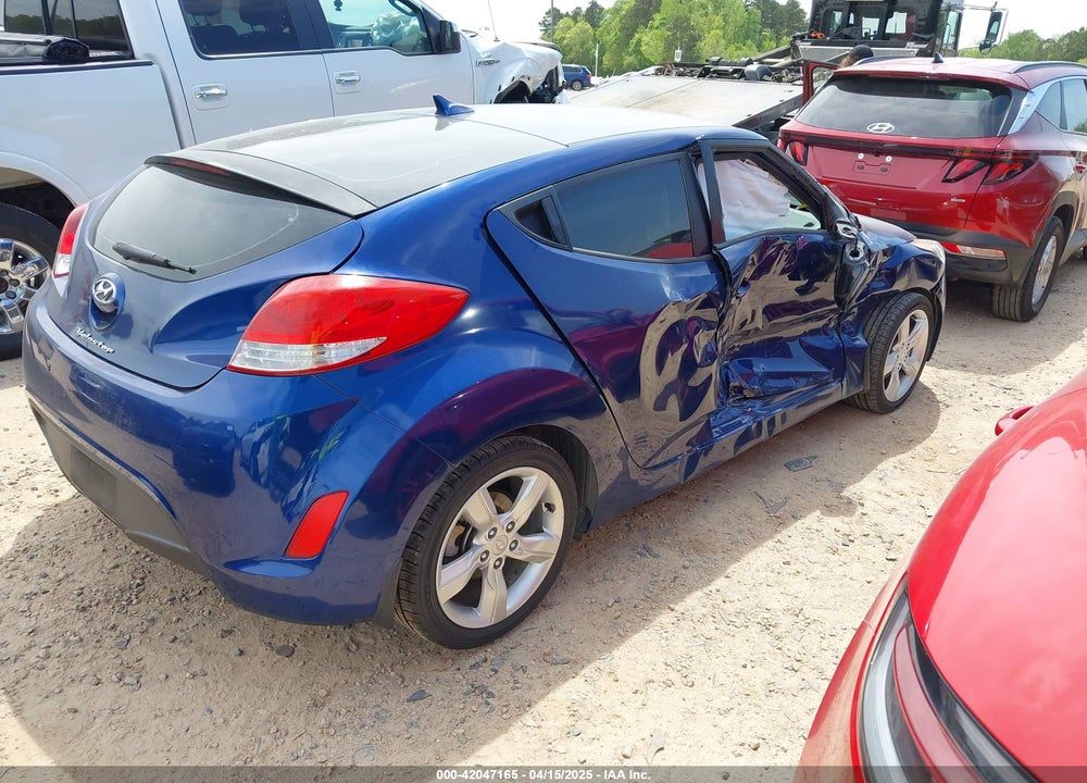 2015 HYUNDAI VELOSTER VIN: KMHTC6AD0FU242499