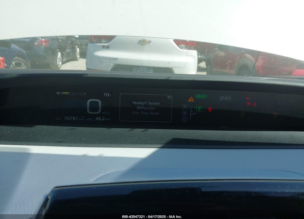 2018 TOYOTA PRIUS VIN: JTDKARFU7J3068428