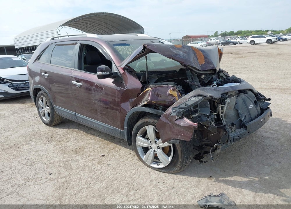 2013 KIA SORENTO EX VIN: 5XYKU4A69DG401733