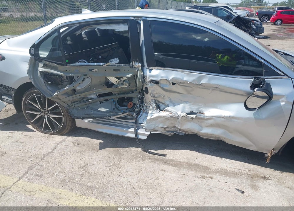 2021 TOYOTA CAMRY SE VIN: 4T1G11AK6MU601117