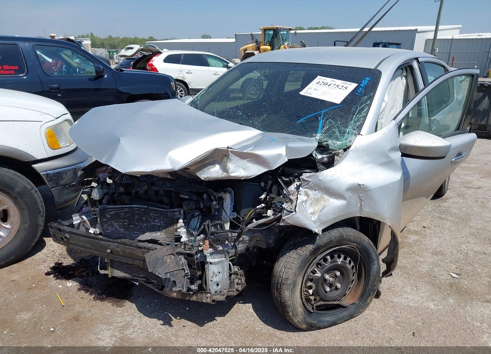 2018 NISSAN VERSA 1.6 SV VIN: 3N1CN7AP2JK437224