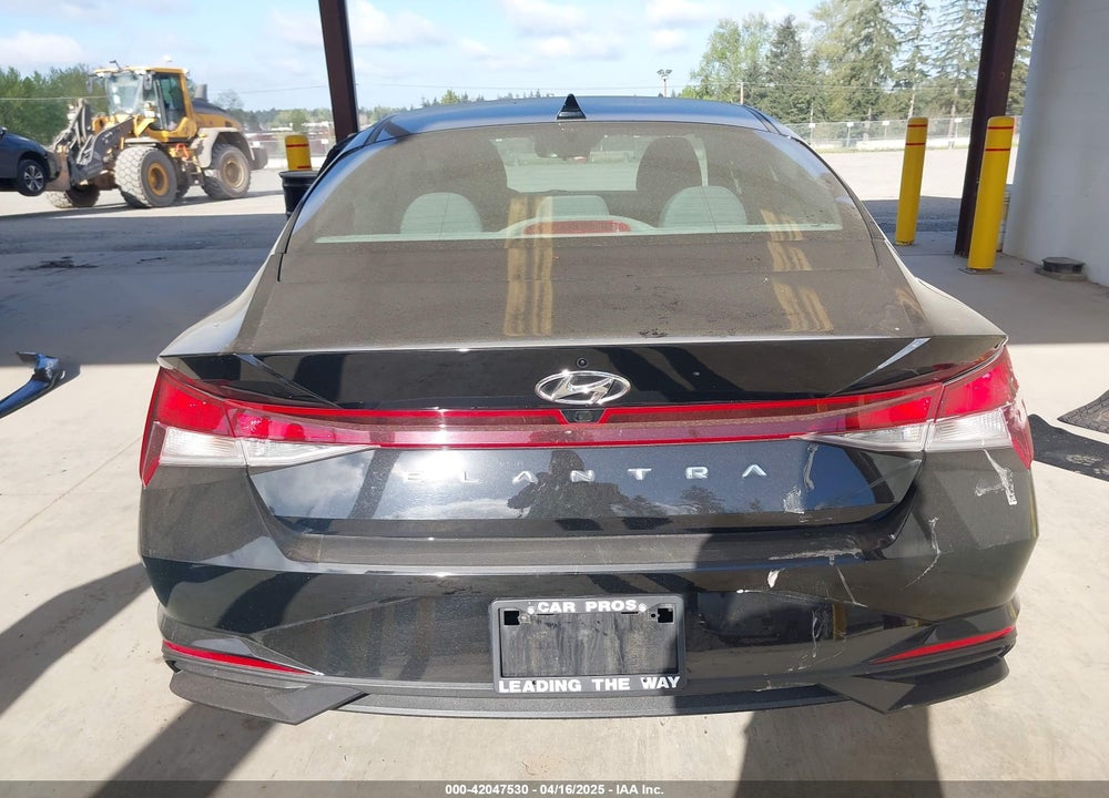 2023 HYUNDAI ELANTRA VIN: KMHLM4AG3PU371236