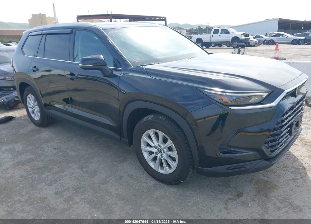 2024 TOYOTA GRAND HIGHLANDER HYBRID XLE VIN: 5TDACAB57RS030827