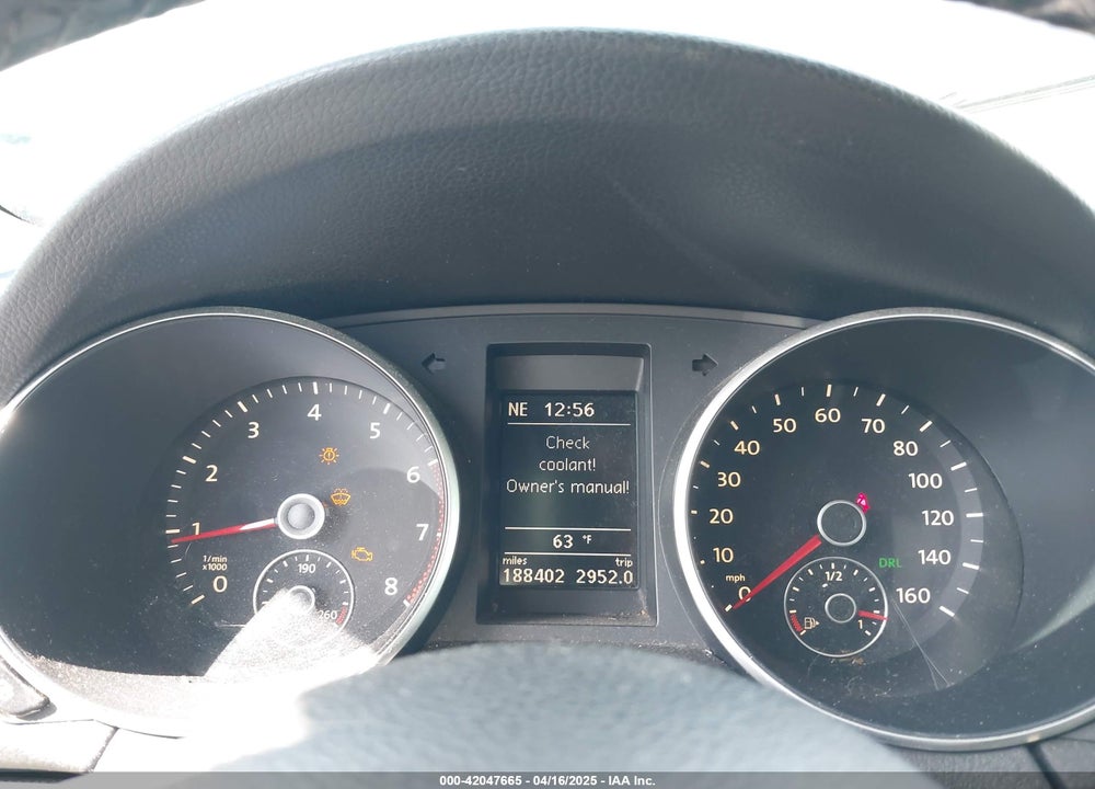 2010 VOLKSWAGEN JETTA VIN: 3VWTX7AJ3AM664393