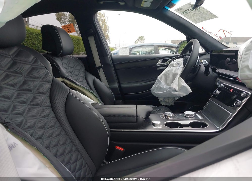 2025 GENESIS GV80 COUPE 3.5T V6 AWD VIN: KMUJAESC8SU226429