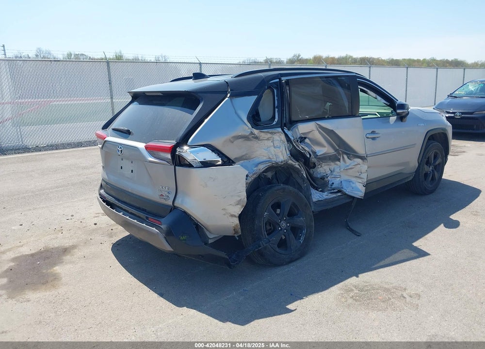 2019 TOYOTA RAV4 HYBRID XSE VIN: JTMEWRFV4KJ019580