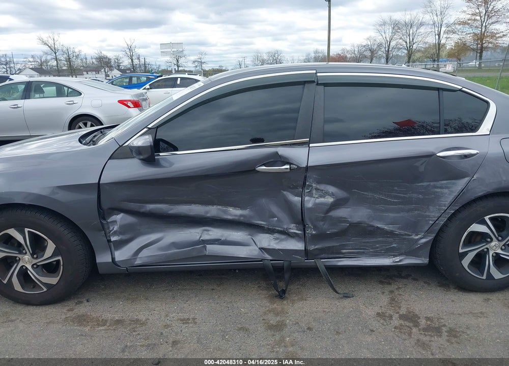 2016 HONDA ACCORD VIN: 1HGCR2F34GA068016