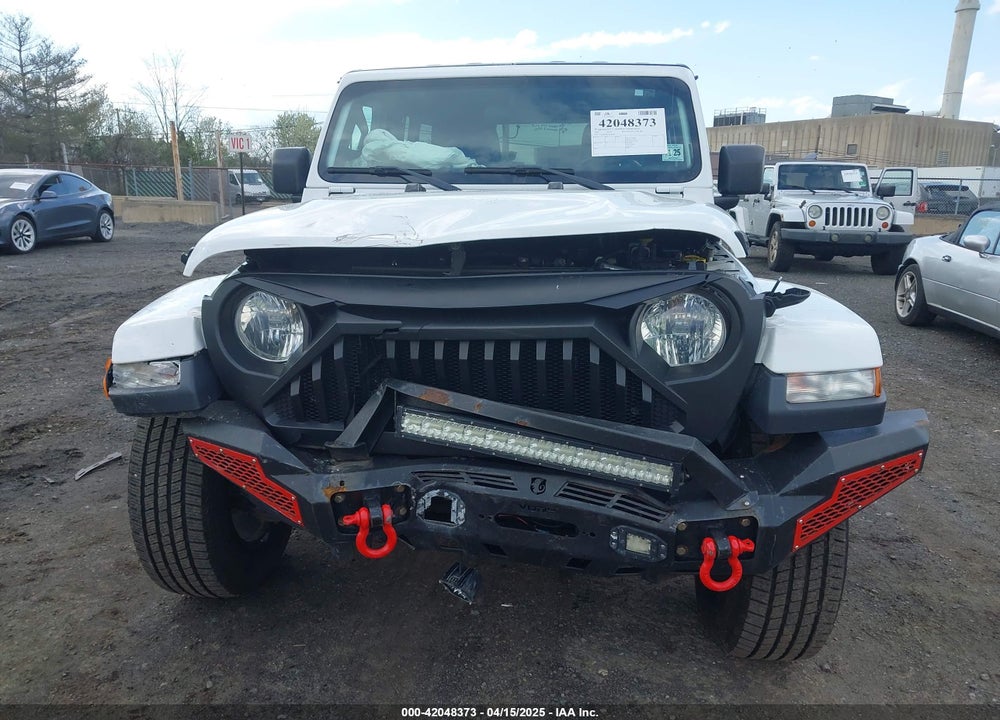2020 JEEP WRANGLER UNLIMITED SAHARA 4X4 VIN: 1C4HJXEN3LW164986