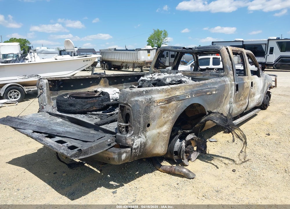 2006 FORD F-350 LARIAT/XL/XLT VIN: 1FTWW33P86ED24408