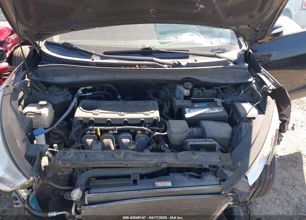 2012 HYUNDAI TUCSON VIN: KM8JU3AC1CU447092