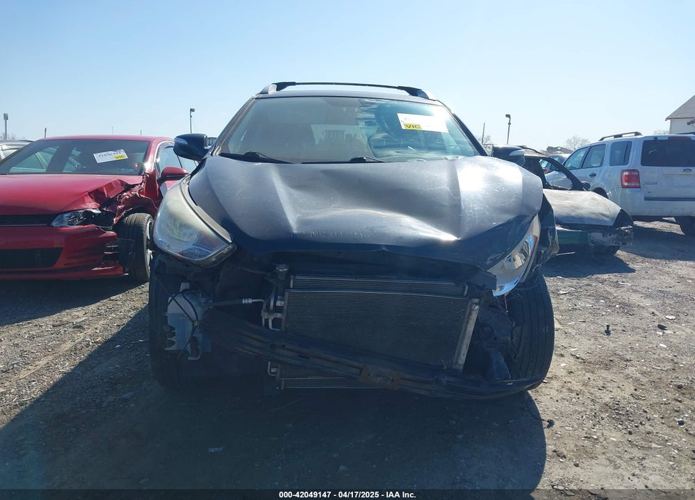 2012 HYUNDAI TUCSON VIN: KM8JU3AC1CU447092