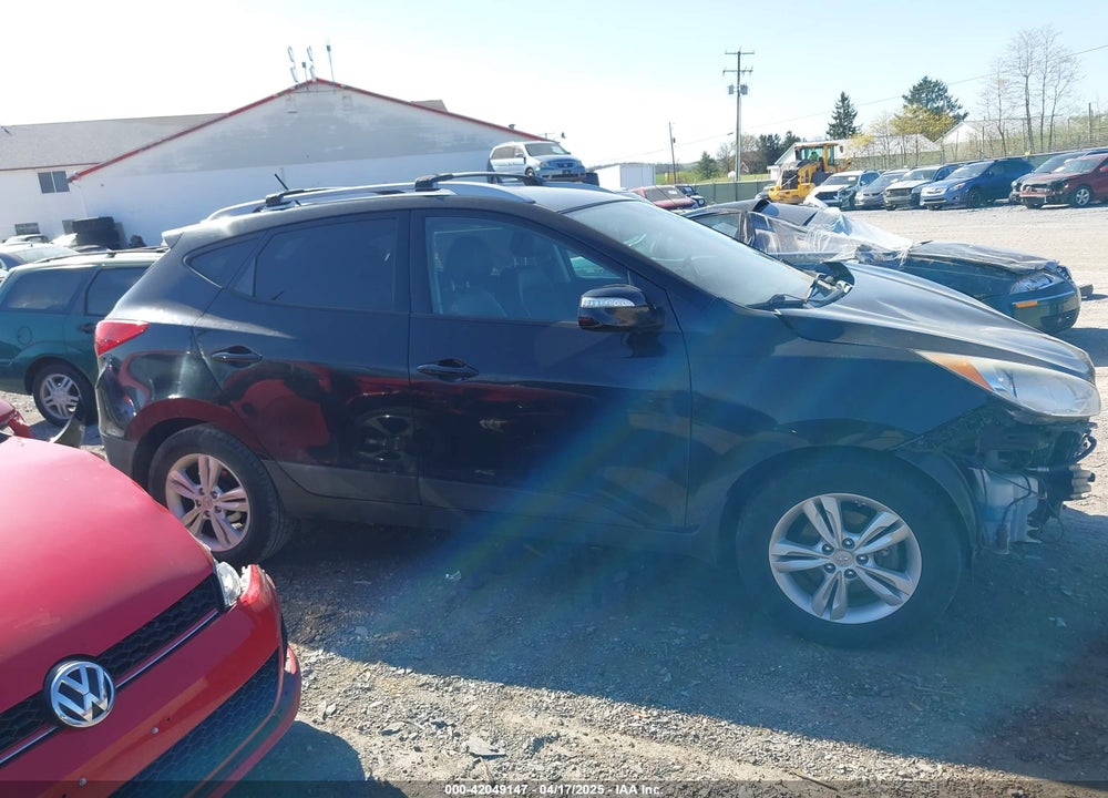 2012 HYUNDAI TUCSON VIN: KM8JU3AC1CU447092