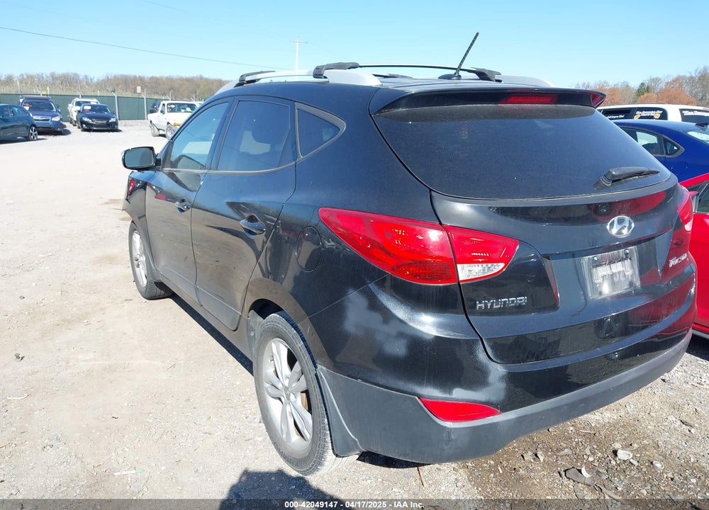 2012 HYUNDAI TUCSON VIN: KM8JU3AC1CU447092