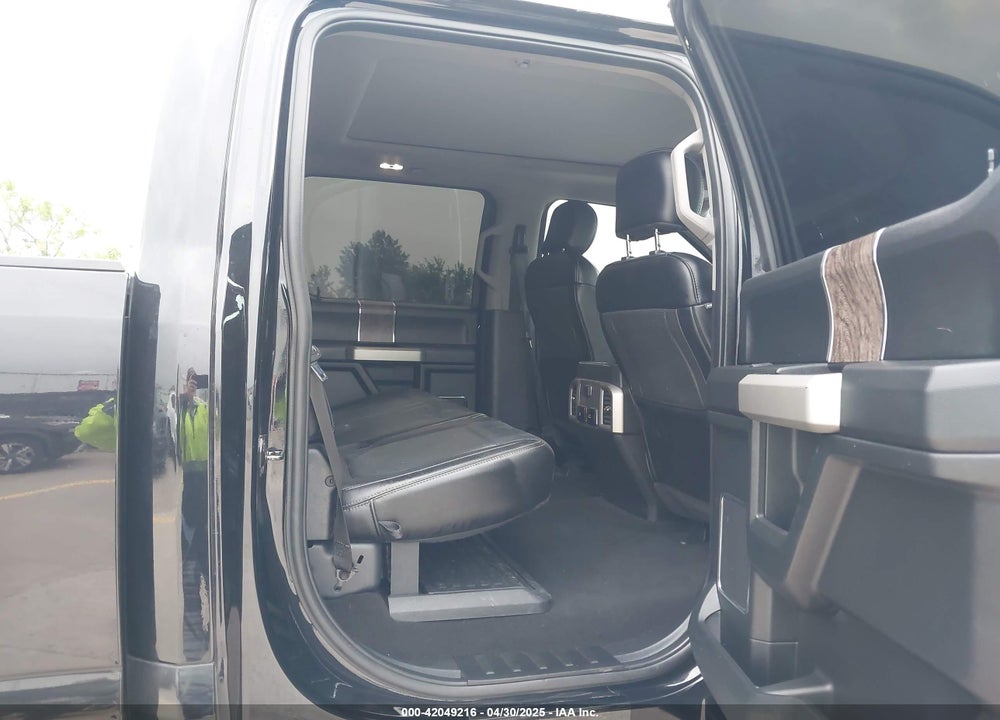2019 FORD F-250 LARIAT VIN: 1FT7W2BT2KEE43529