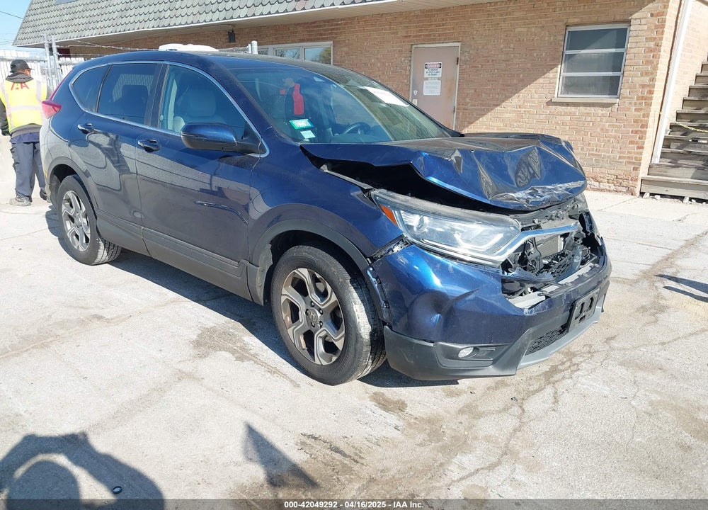 2018 HONDA CR-V VIN: 7FARW2H85JE070161