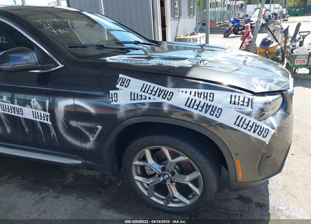 2024 BMW X4 VIN: 5UX33DT01R9W86807