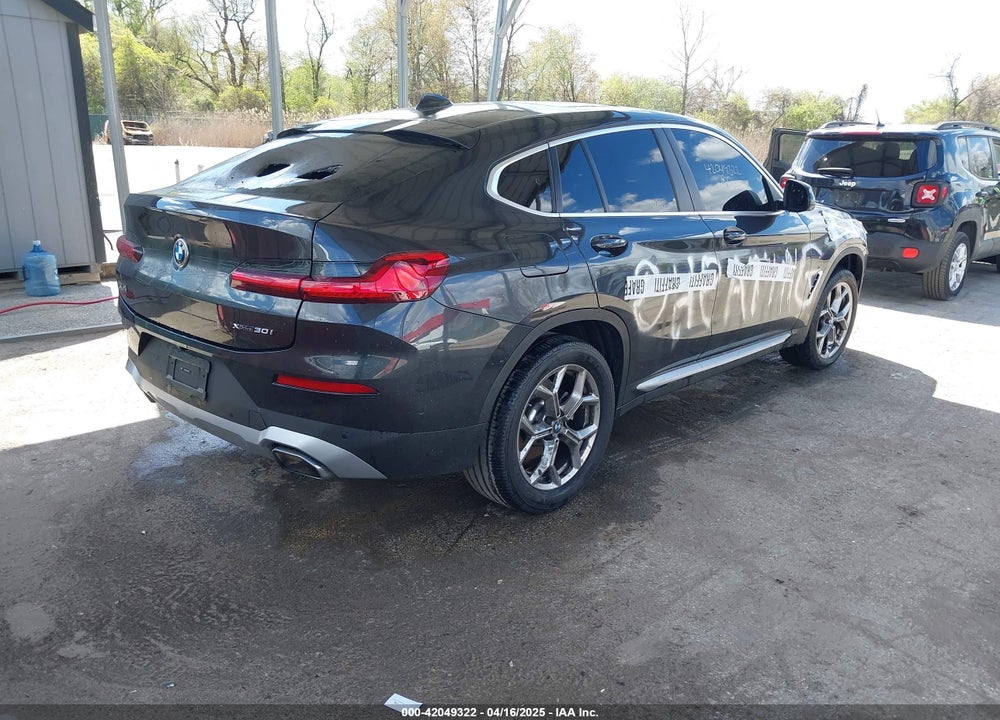 2024 BMW X4 VIN: 5UX33DT01R9W86807