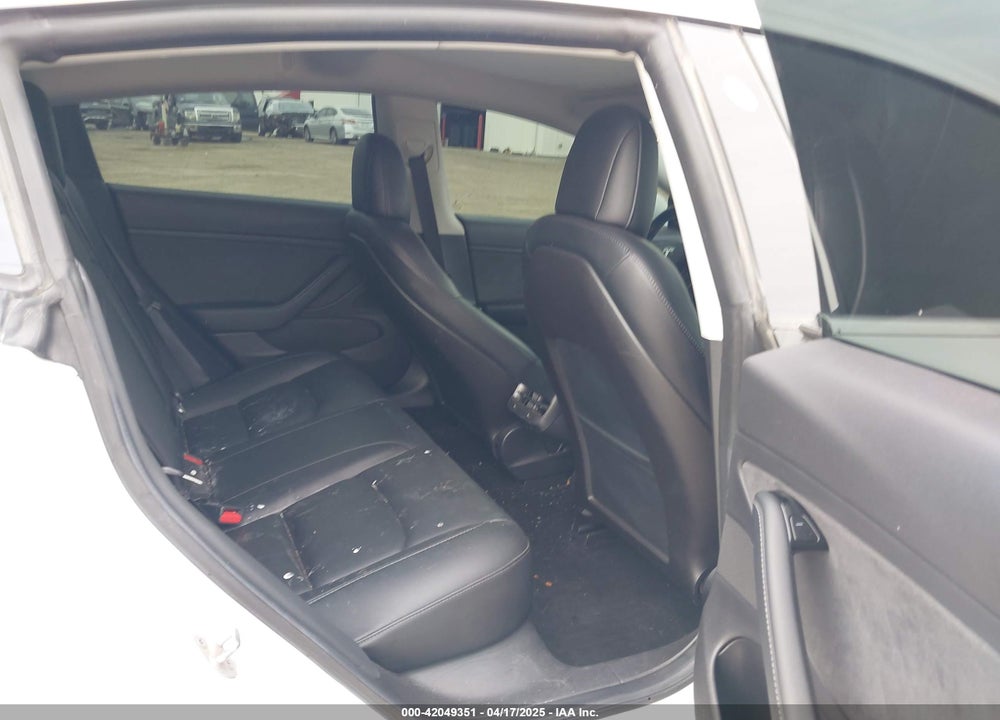 2019 TESLA MODEL 3 LONG RANGE/PERFORMANCE VIN: 5YJ3E1EB1KF388052