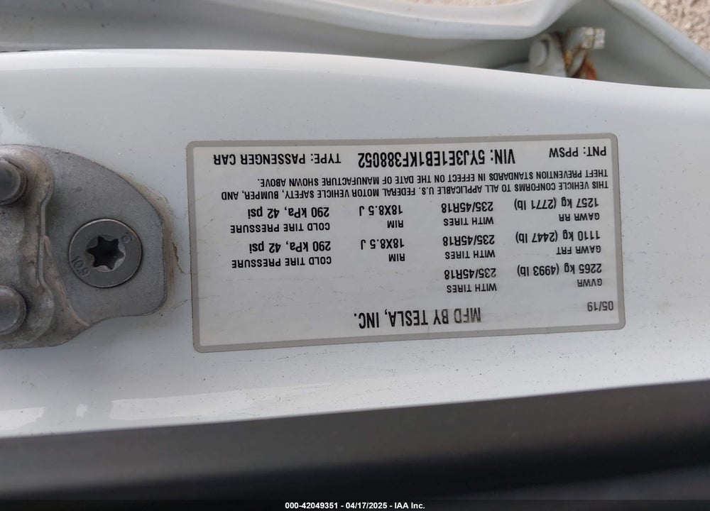 2019 TESLA MODEL 3 LONG RANGE/PERFORMANCE VIN: 5YJ3E1EB1KF388052