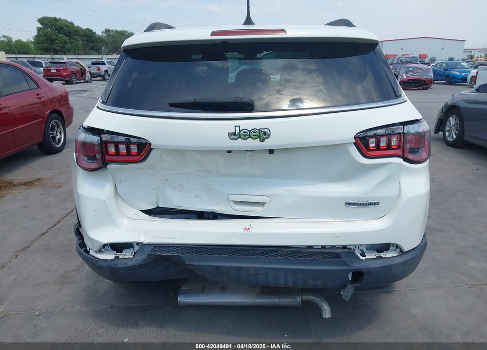 2019 JEEP COMPASS LATITUDE FWD VIN: 3C4NJCBB4KT616437