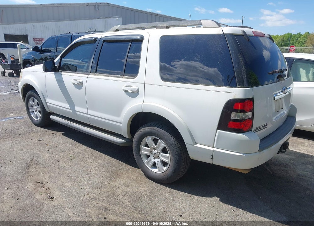 2010 FORD EXPLORER XLT VIN: 1FMEU7DE7AUB16228