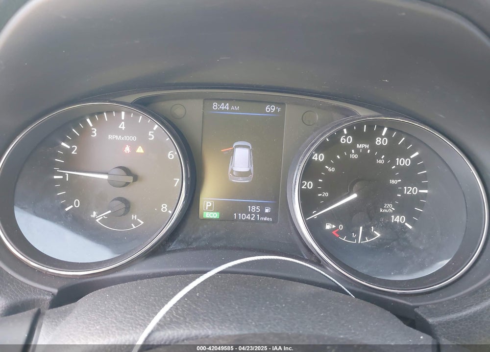 2018 NISSAN ROGUE VIN: 5N1AT2MT5JC711572