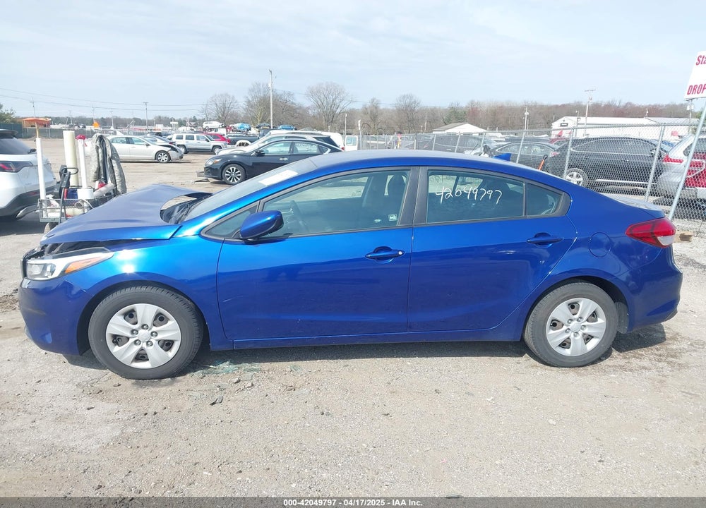 2017 KIA FORTE LX VIN: 3KPFL4A77HE108669