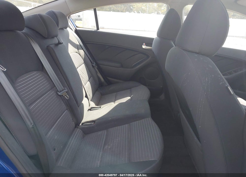 2017 KIA FORTE LX VIN: 3KPFL4A77HE108669