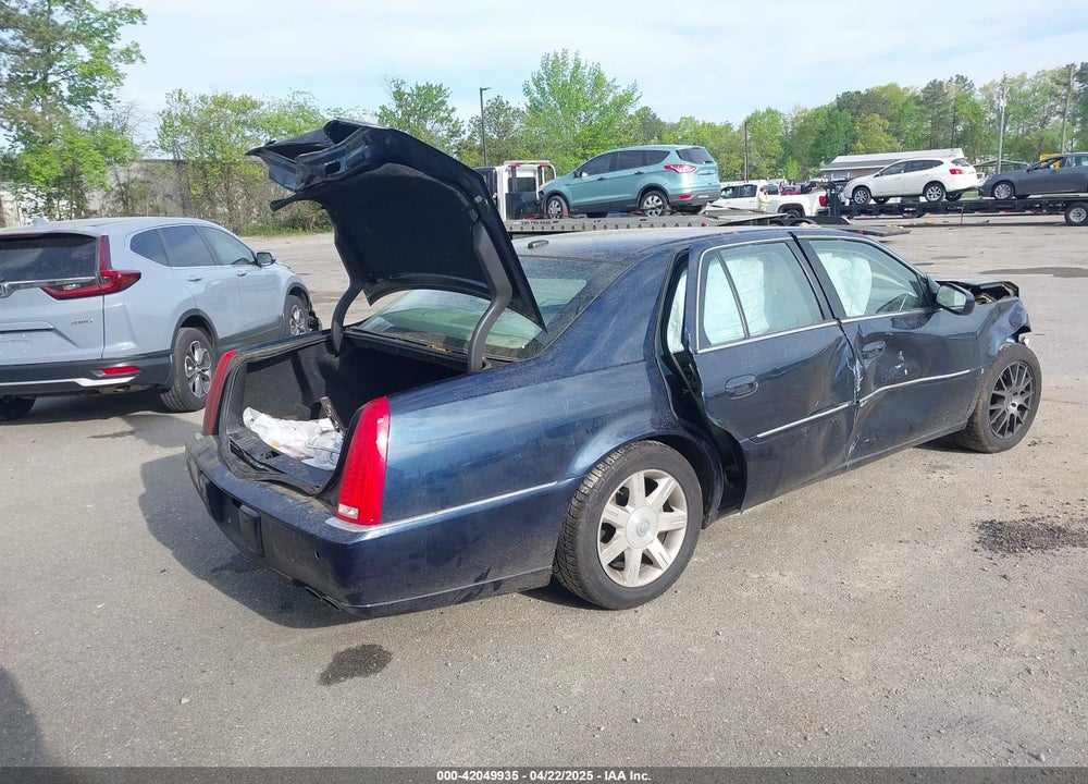 2006 CADILLAC DTS VIN: 1G6KD57Y56U221359