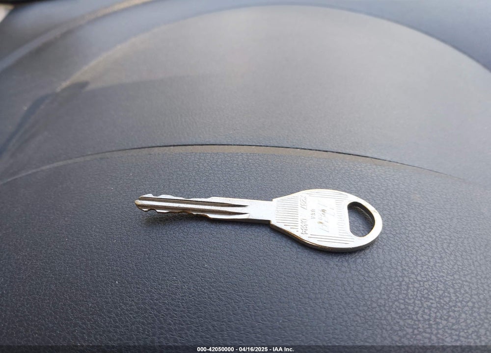 2019 NISSAN VERSA VIN: 3N1CN7AP1KL829073