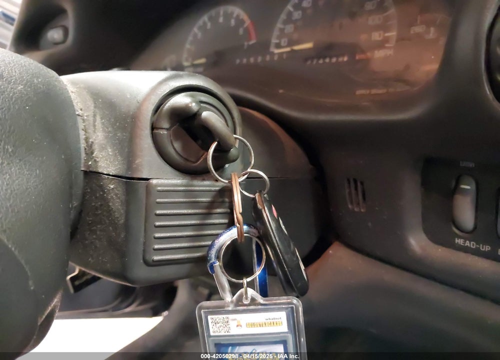 2001 PONTIAC GRAND PRIX VIN: 1G2WR52141F206380