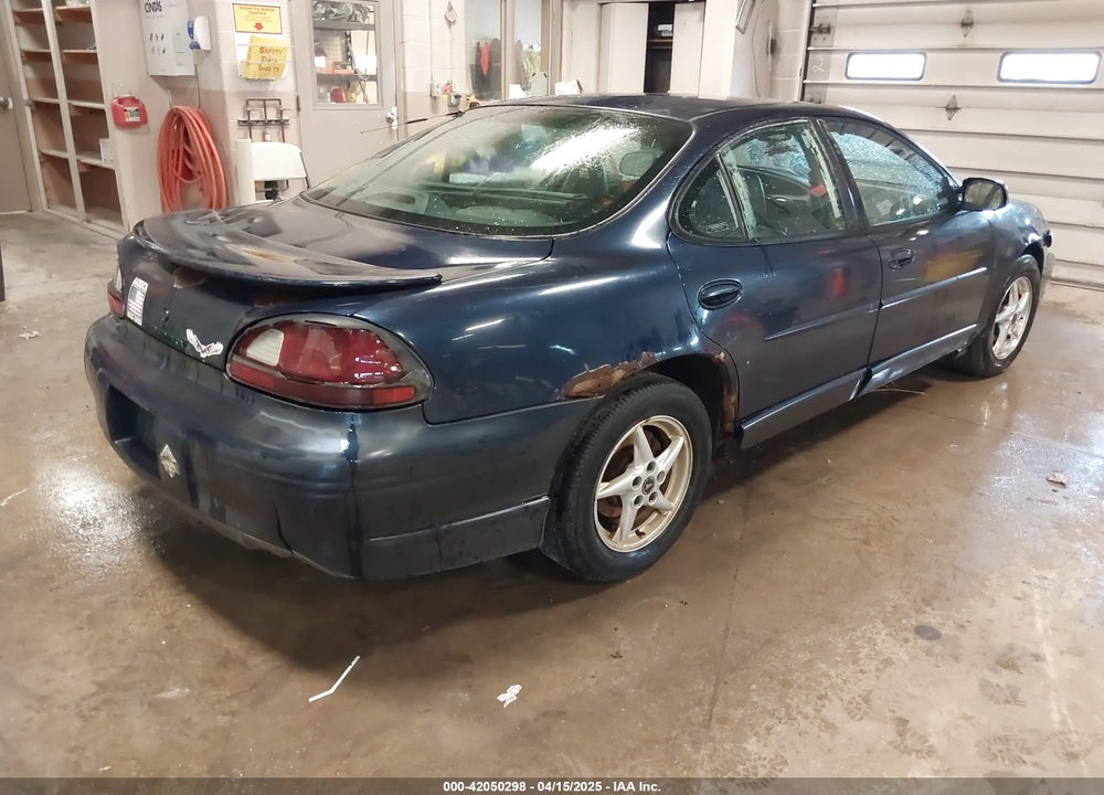 2001 PONTIAC GRAND PRIX VIN: 1G2WR52141F206380