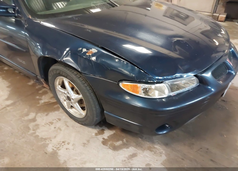 2001 PONTIAC GRAND PRIX VIN: 1G2WR52141F206380