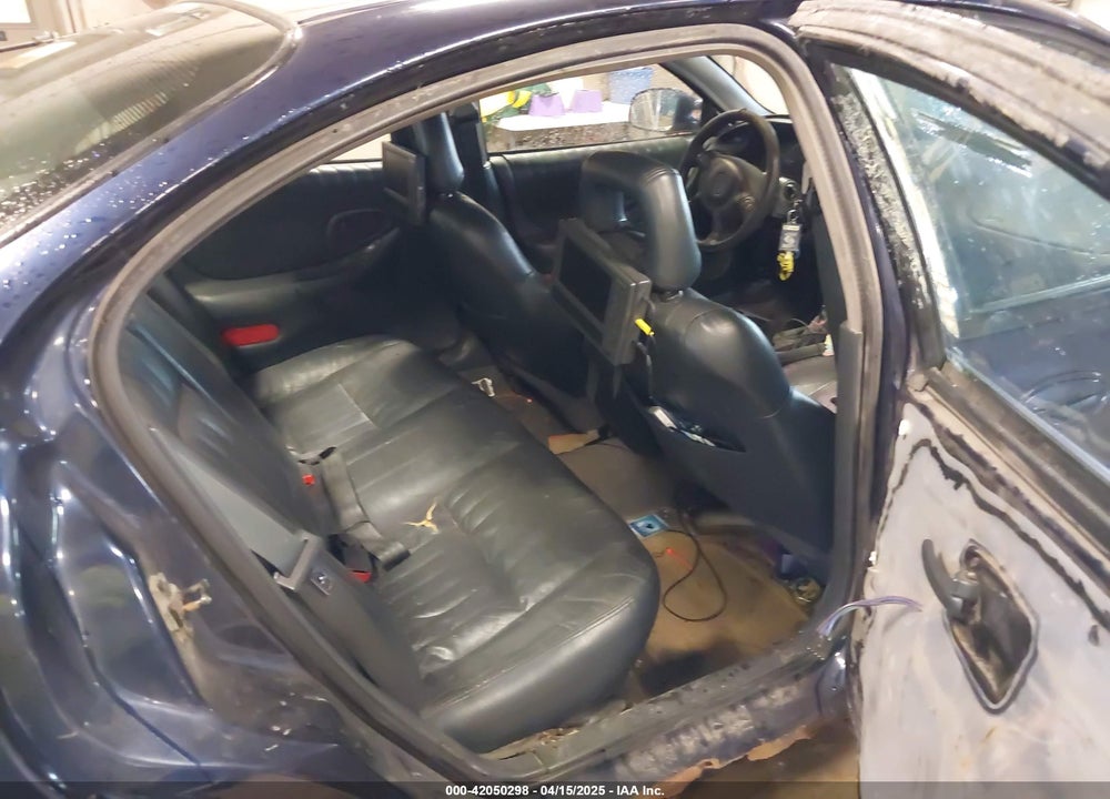 2001 PONTIAC GRAND PRIX VIN: 1G2WR52141F206380