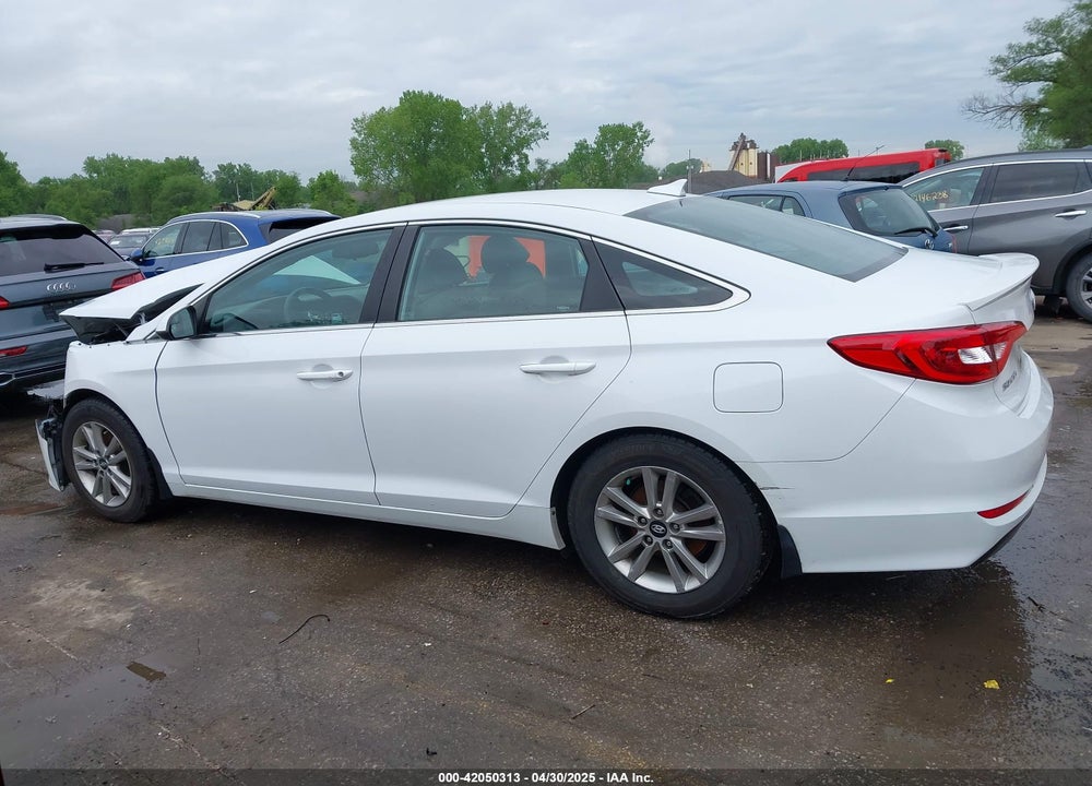 2017 HYUNDAI SONATA VIN: 5NPE24AF0HH458033