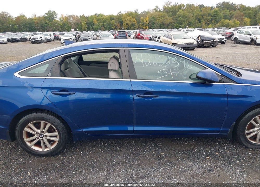 2015 HYUNDAI SONATA VIN: 5NPE24AF7FH041523