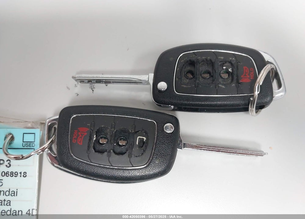 2015 HYUNDAI SONATA VIN: 5NPE24AF7FH041523