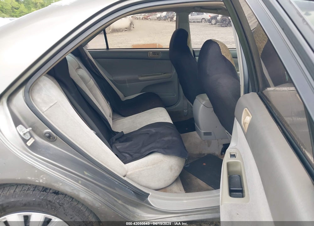 2002 TOYOTA CAMRY LE VIN: 4T1BE32K92U587008