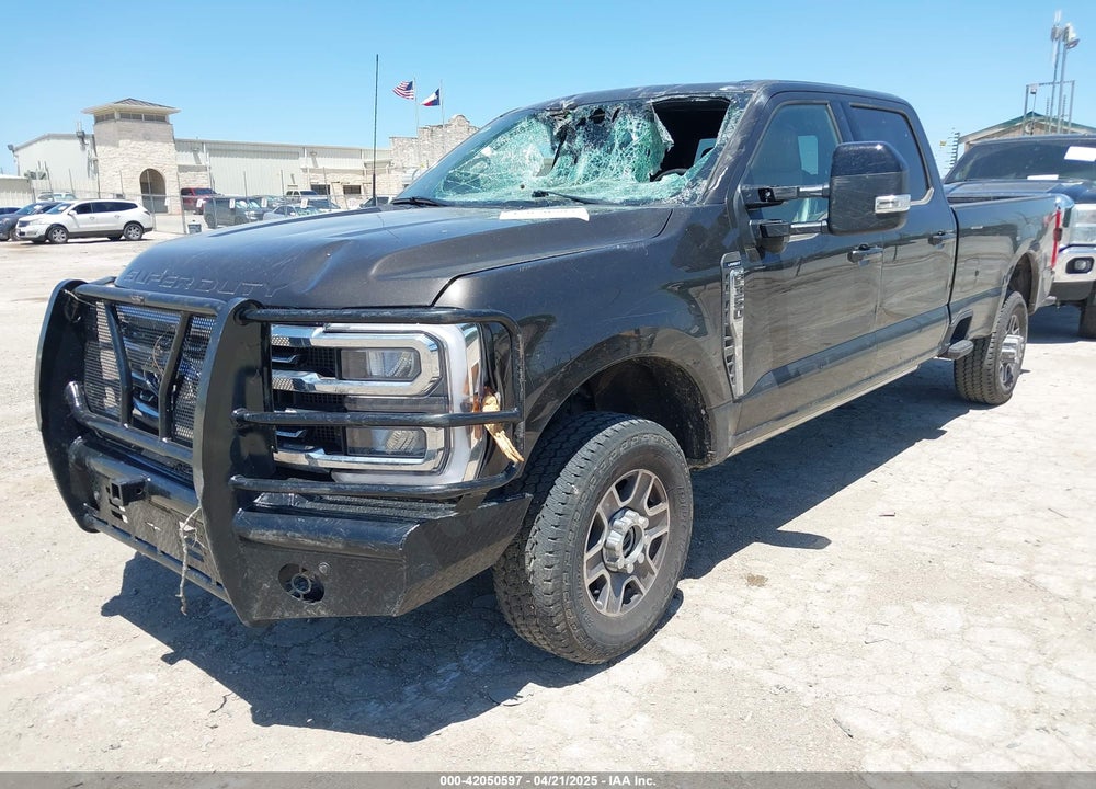 2024 FORD F-350 LARIAT VIN: 1FT8W3BN5REC82261