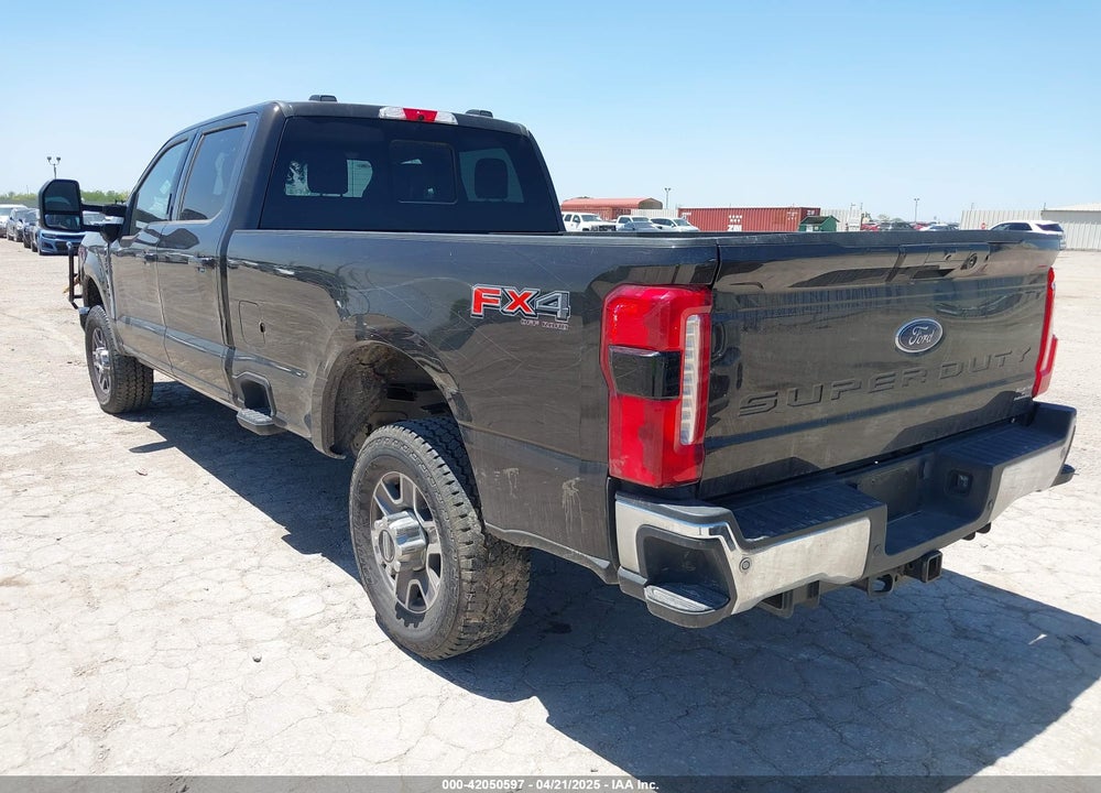 2024 FORD F-350 LARIAT VIN: 1FT8W3BN5REC82261