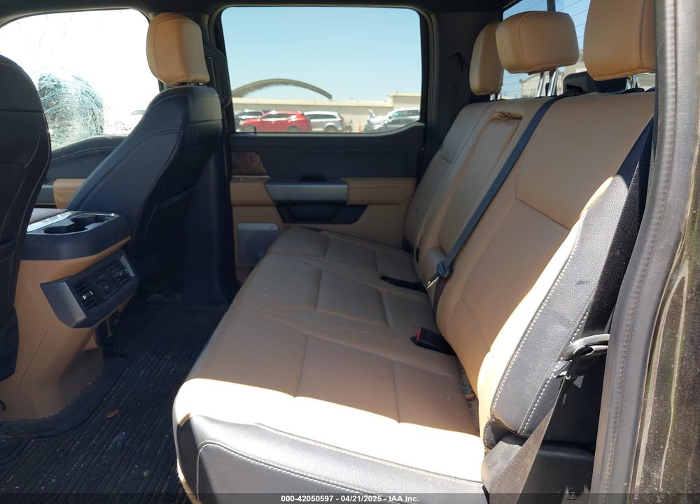 2024 FORD F-350 LARIAT VIN: 1FT8W3BN5REC82261