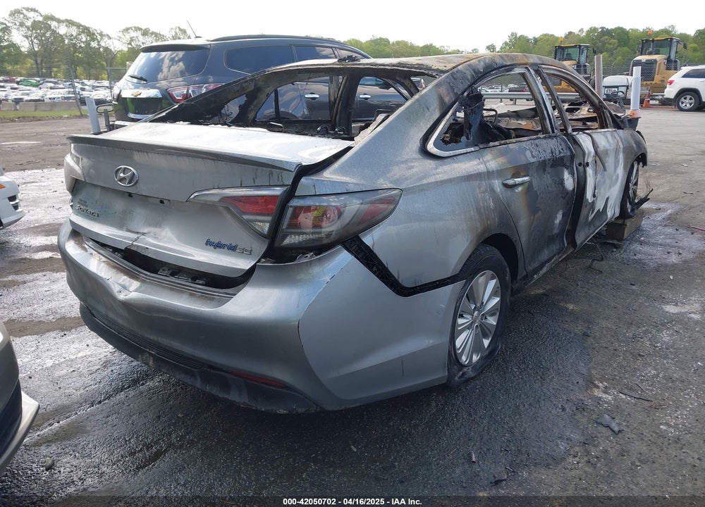 2016 HYUNDAI SONATA HYBRID SE VIN: KMHE24L19GA030139
