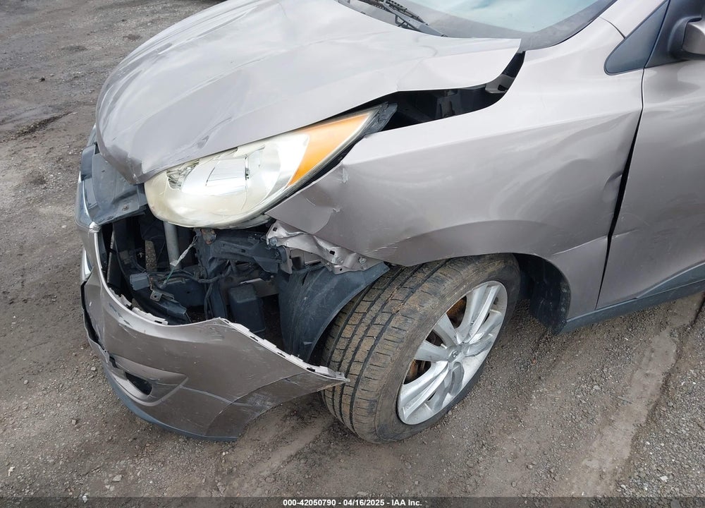 2012 HYUNDAI TUCSON LIMITED VIN: KM8JU3AC1CU499113