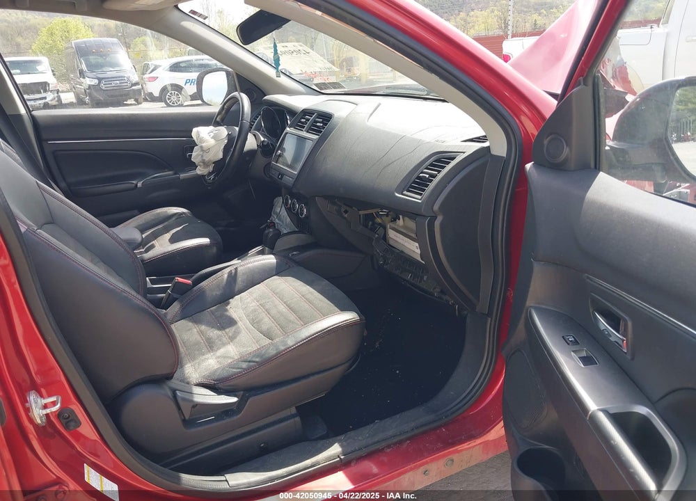 2018 MITSUBISHI OUTLANDER SPORT 2.4 SE VIN: JA4AR3AW9JU020654